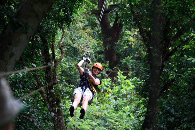  Zip line 