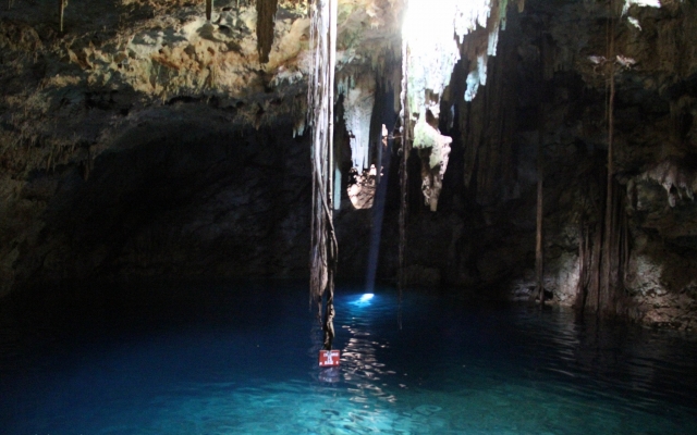  Cenote Cuzama 