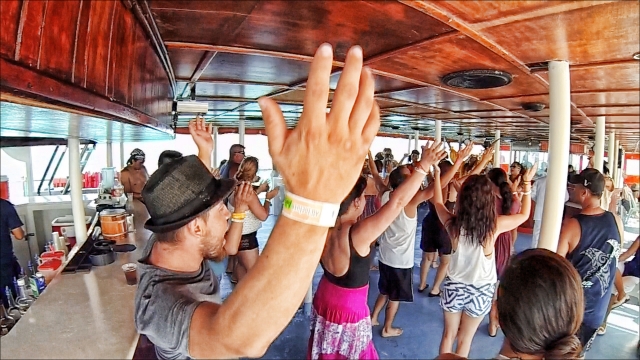 Fiesta en el barco 