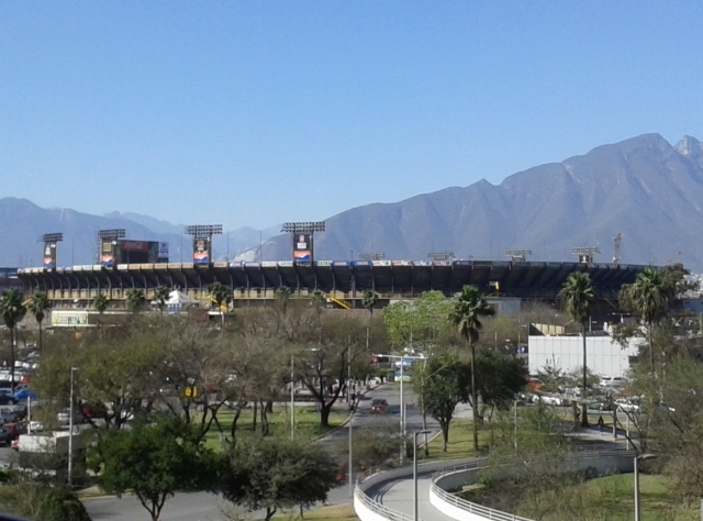  Stadio dell'Università visto dall'esterno
