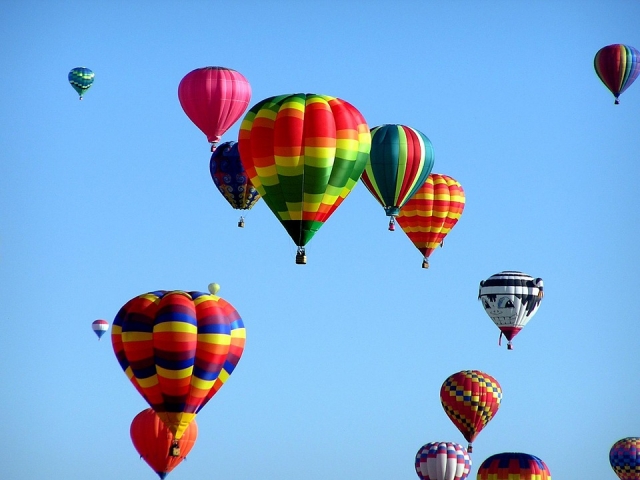 Vuelo al amanecer
