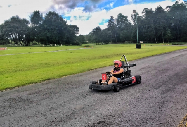  Go-Kart fahren 