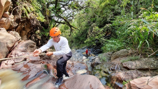  到达山顶 