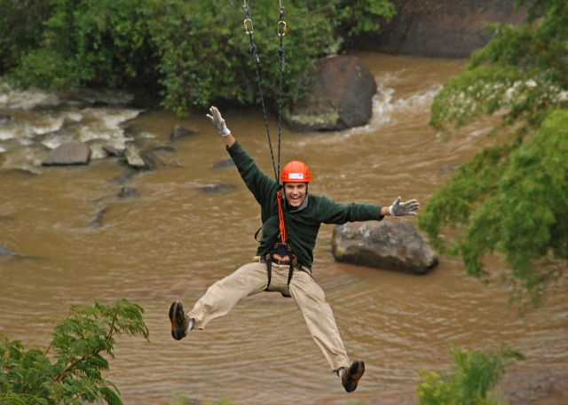  Zip line sul fiume selvaggio