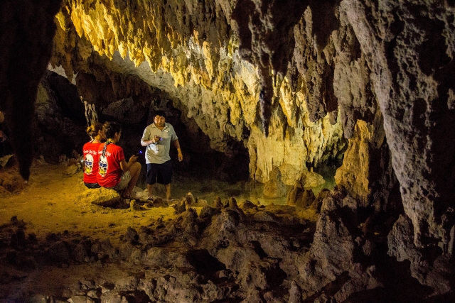 Grutas iluminados 