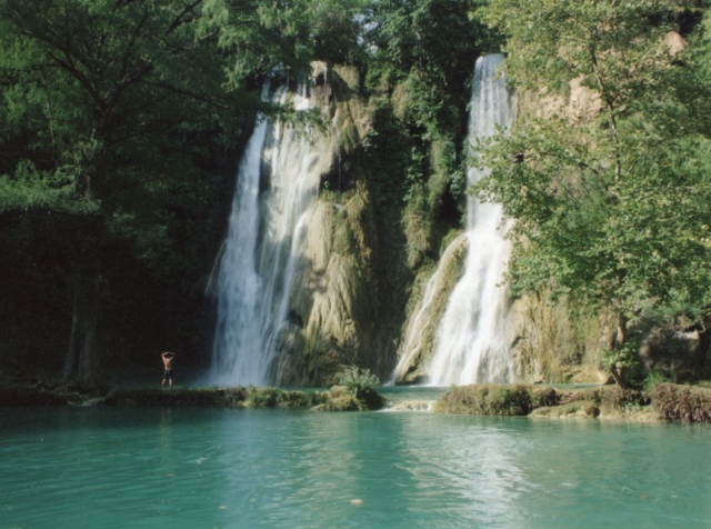  huasteca 瀑布 