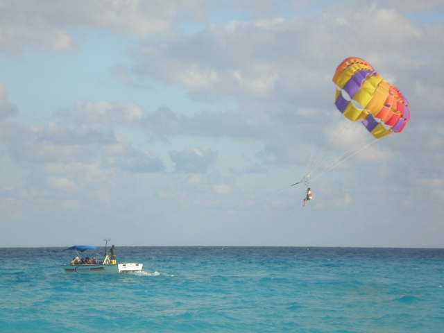 Parasailing de lejos