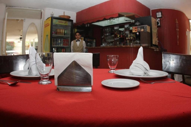  Our dining room 
