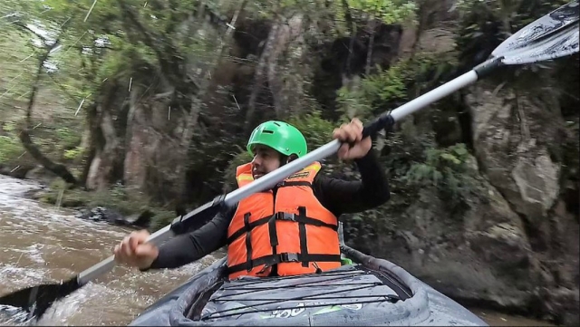  pagaia sul kayak 