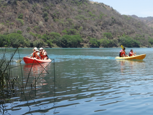 Aproveite a aventura em caiaque 