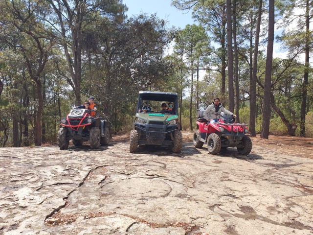 Tours in all-terrain vehicles 