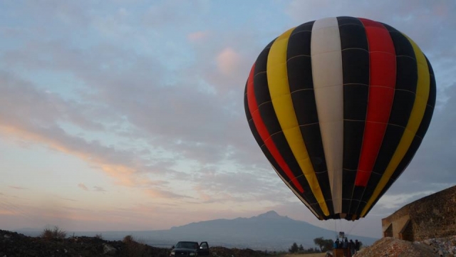 Despegando en globo