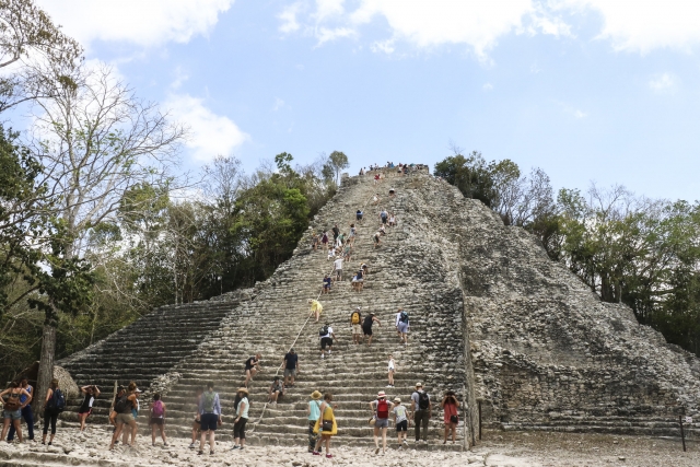 Subiendo el Cobá