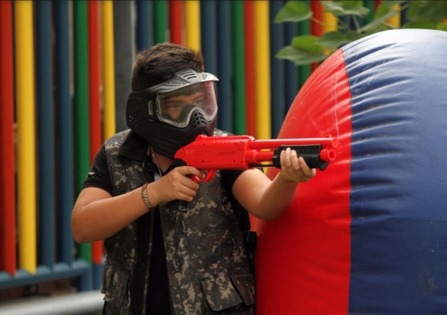 p-55310-jugando-gotcha-infantil_15191377306575.jpg