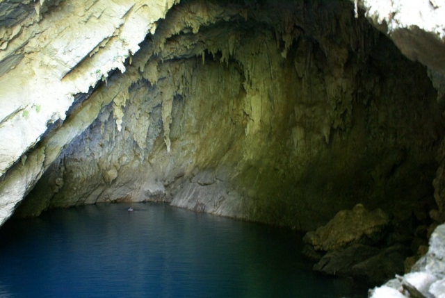 Wasserhöhle