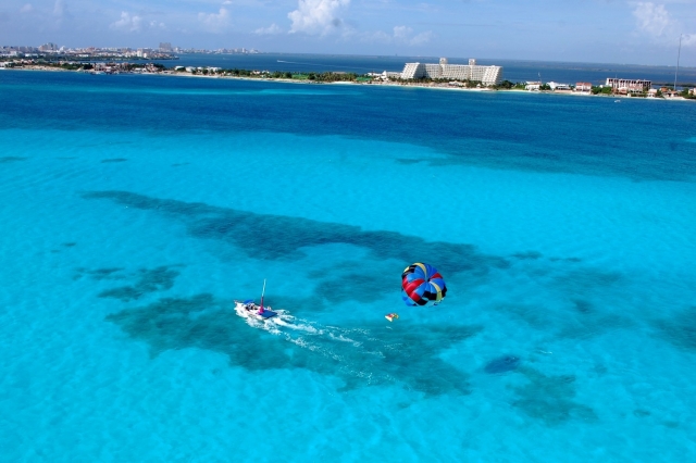  Goditi il bellissimo blu turchese di Cancun 