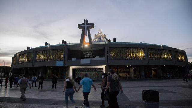  Visit to the basilica 