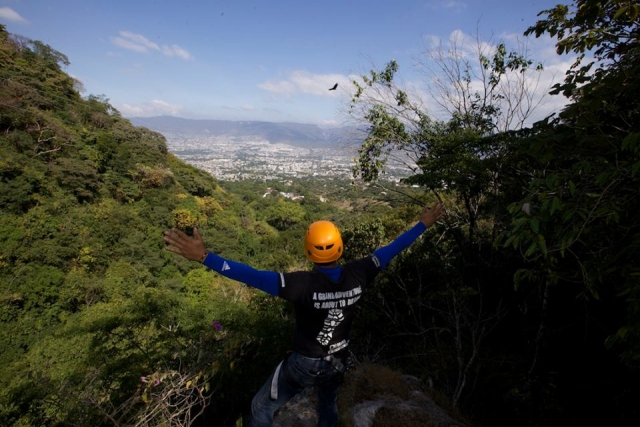  Esercitatevi nella discesa in corda doppia a Tuxtla