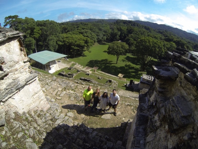  Visita alle rovine 