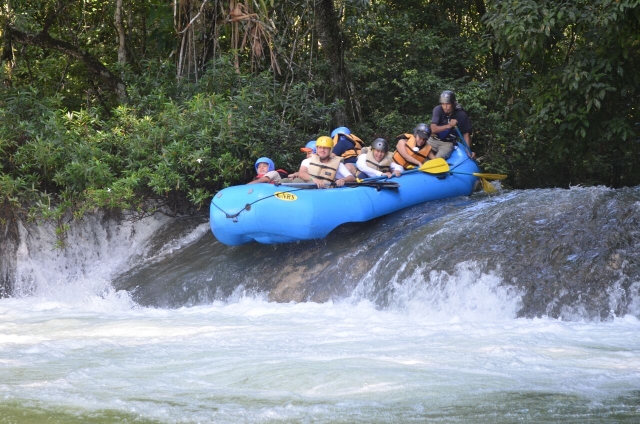 Rafting a Lacanja 