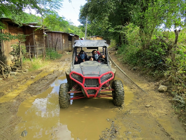  Conduire dans la boue