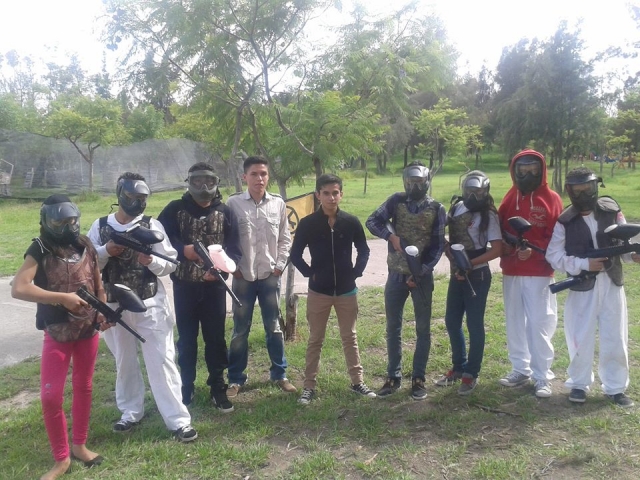 Assembla la tua squadra di combattimento 
