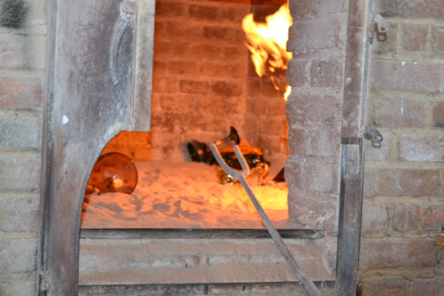  Learn all the secrets of glass blowing 