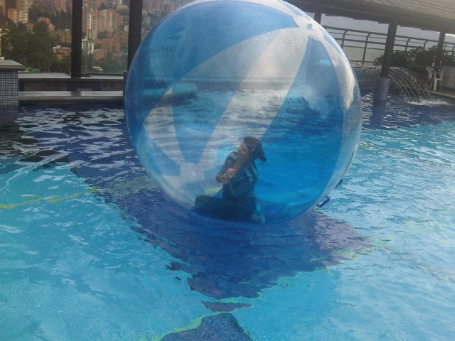 Diversión en el agua y zorbing