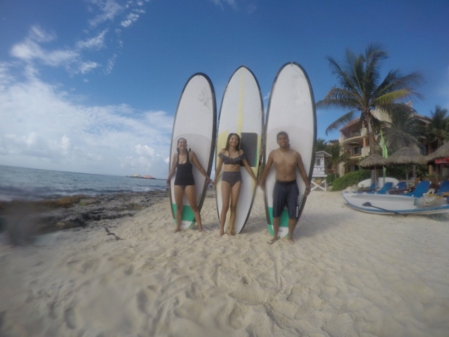  Mit den SUP-Boards posieren 