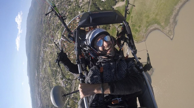 Sendo feliz em Paramotor 