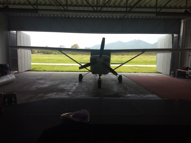  Aereo pronto per il paracadutismo