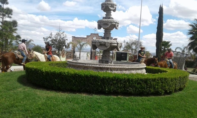 Cabalgata en pareja