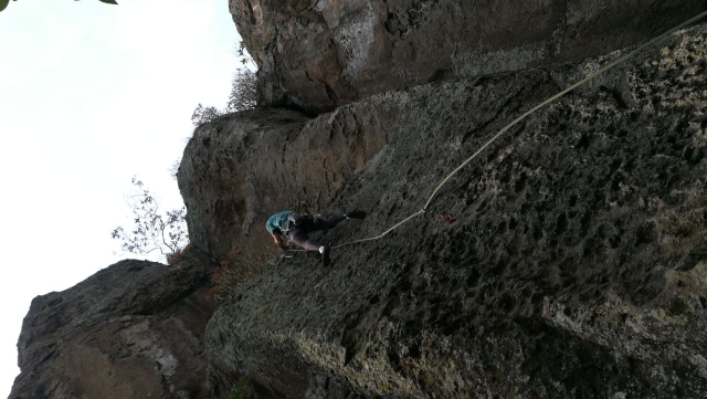 Practicando conocimientos en escalada