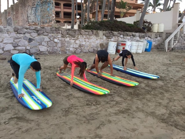  Techniques with a surfboard 