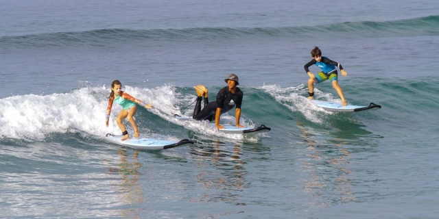  Children's surf classes