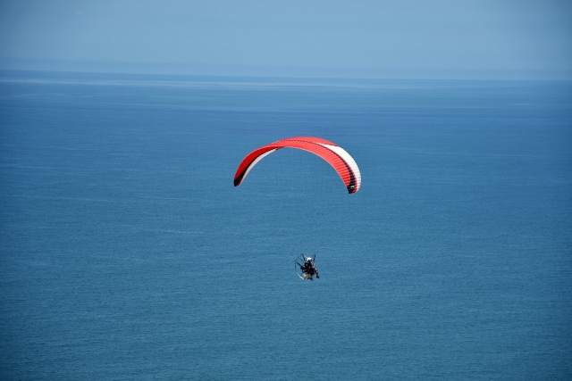  Volare per la prima volta in paramotore 