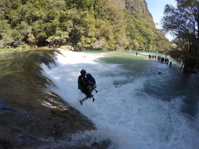  Adventure in waterfalls 
