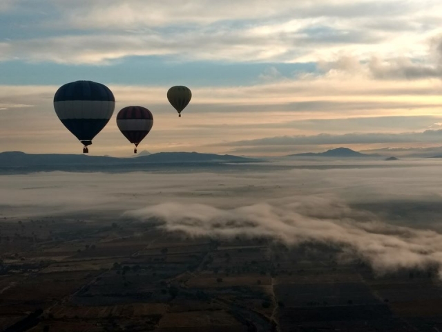 Paisaje de Huamantla con globos
