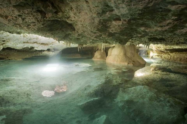  Rio subterrâneo 