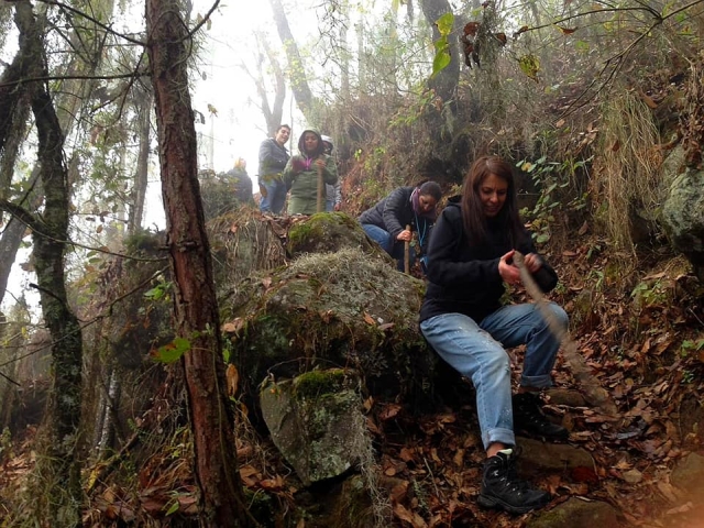  Mountain hike 