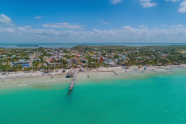  Panoramic view of the island 