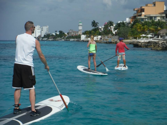  Lernen Sie, auf Ihrem Paddelbrett aufzustehen und um Cozumel zu segeln 