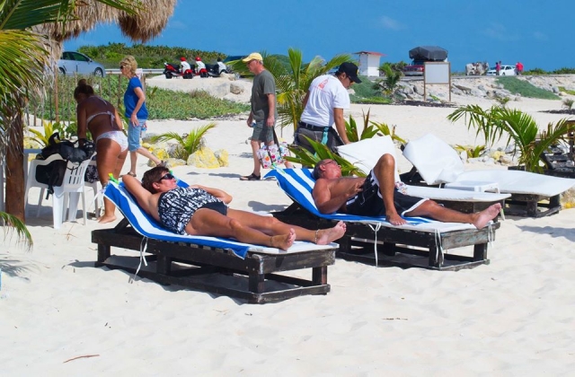  Ausruhen am Strand 