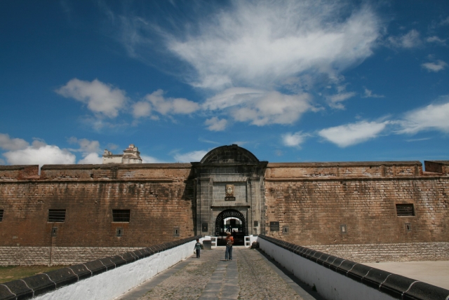 Entrando no castelo 