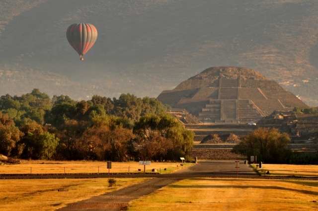  Mongolfiere e zona archeologica