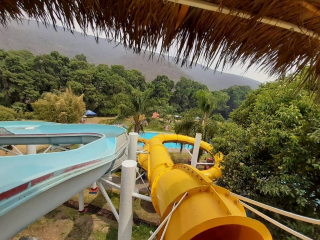  Scivoli del parco acquatico a Puebla 
