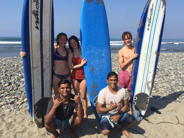  Surfen in Ixtapa, Zihuatanejo
