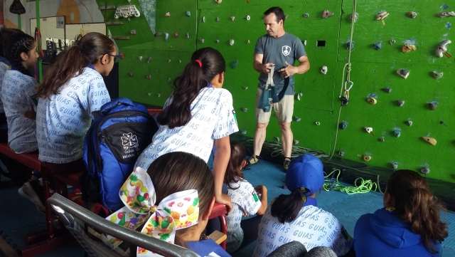  在 Escalódromo 教练 