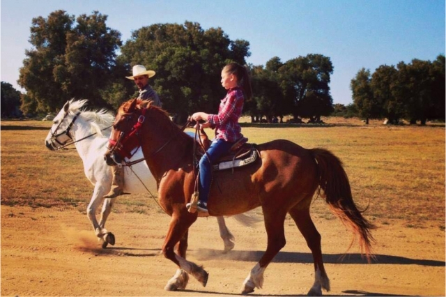  Ride with an expert guide 