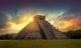Besuch von Chichen Itza bei Sonnenaufgang mit Transport